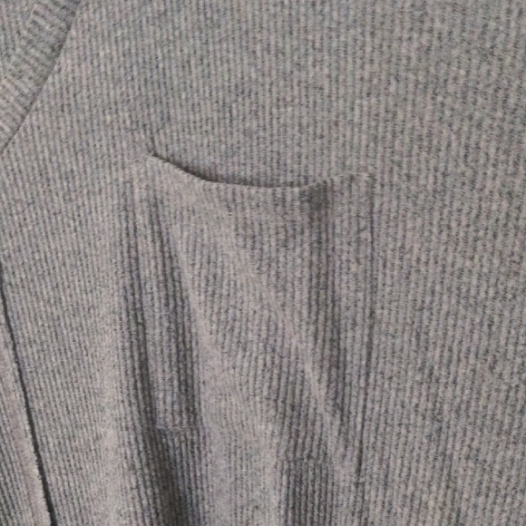 EUC✨ HUDSON GRAY oversized medium (XL) oatmeal short sleeve v-neck knit top - Picture 4 of 14